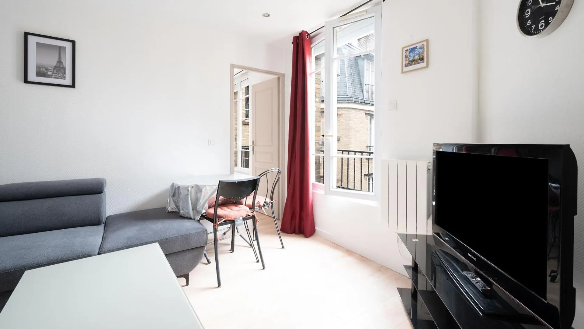 Le Moulinet - Appt Dans Le 13E Arr De Paris contacts